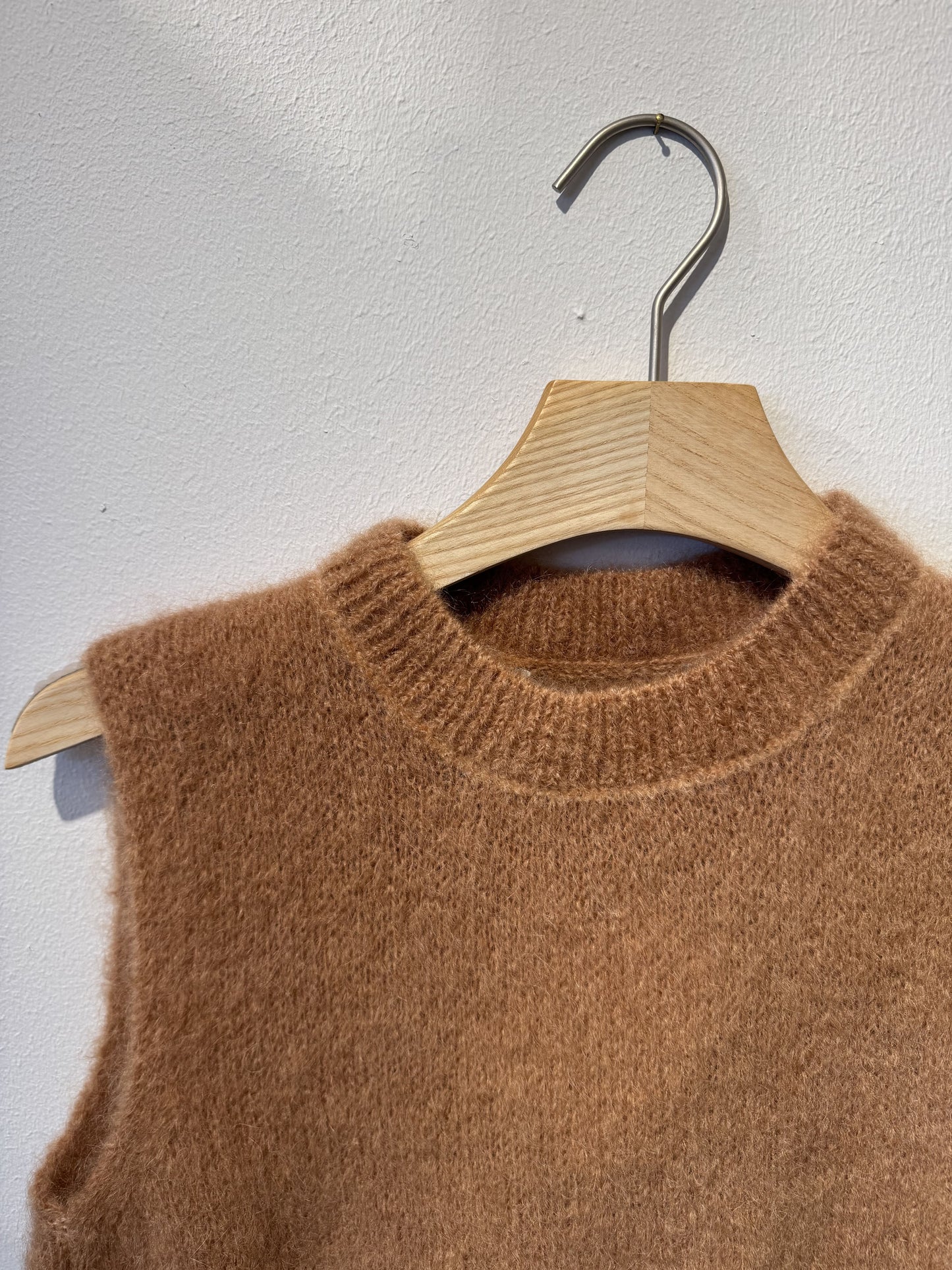 AURÆME MOUWLOOS VEST IMMUABLE