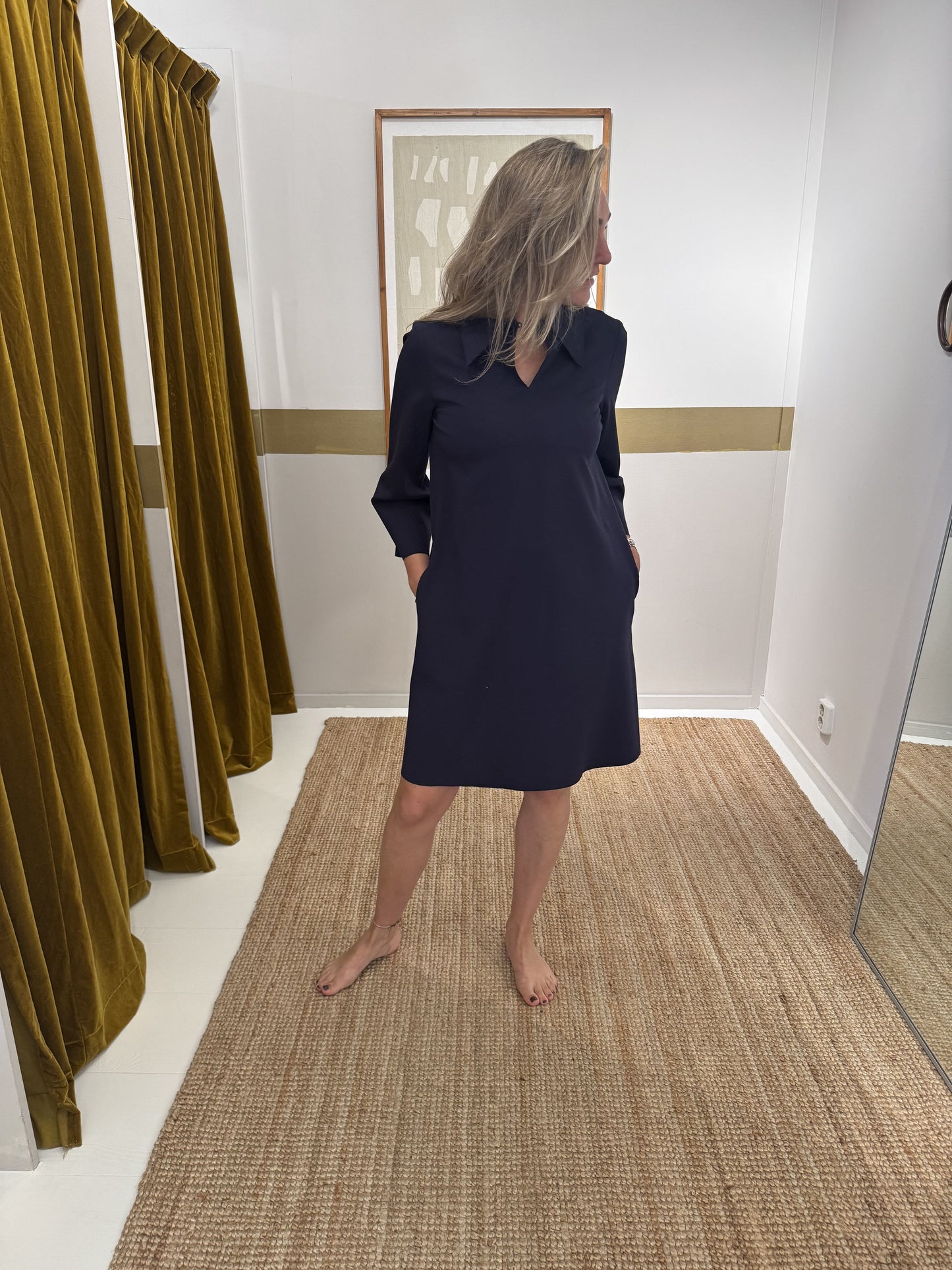 LA SALLE PUNTO COLLAR DRESS