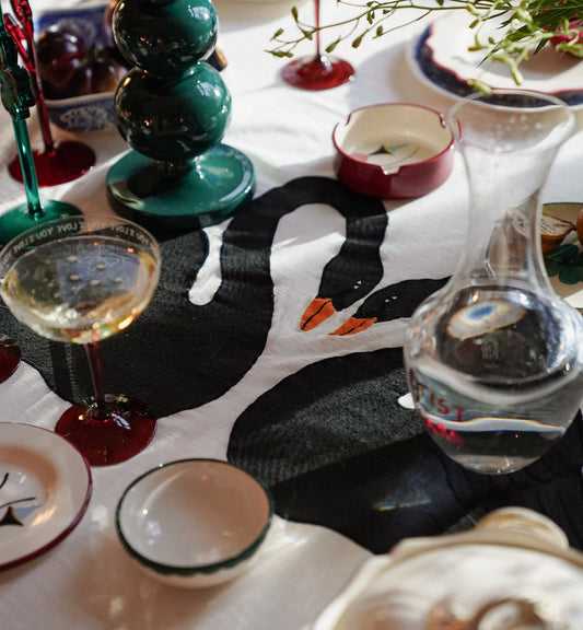 ANNA + NINA BLACK SWAN TABLECLOTH