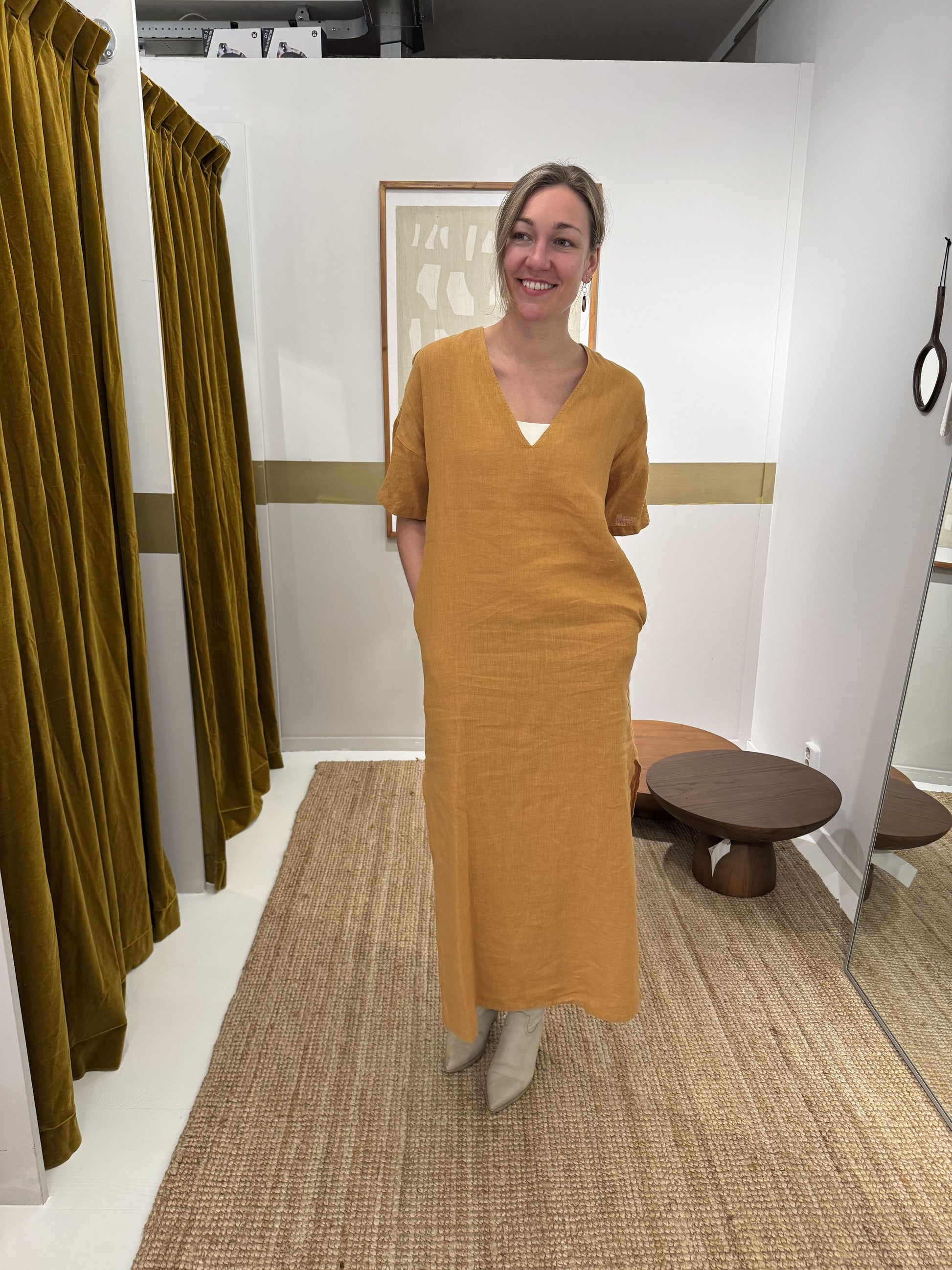 HARTFORD WOVEN DRESS ROSANE – van Harte - Main Image